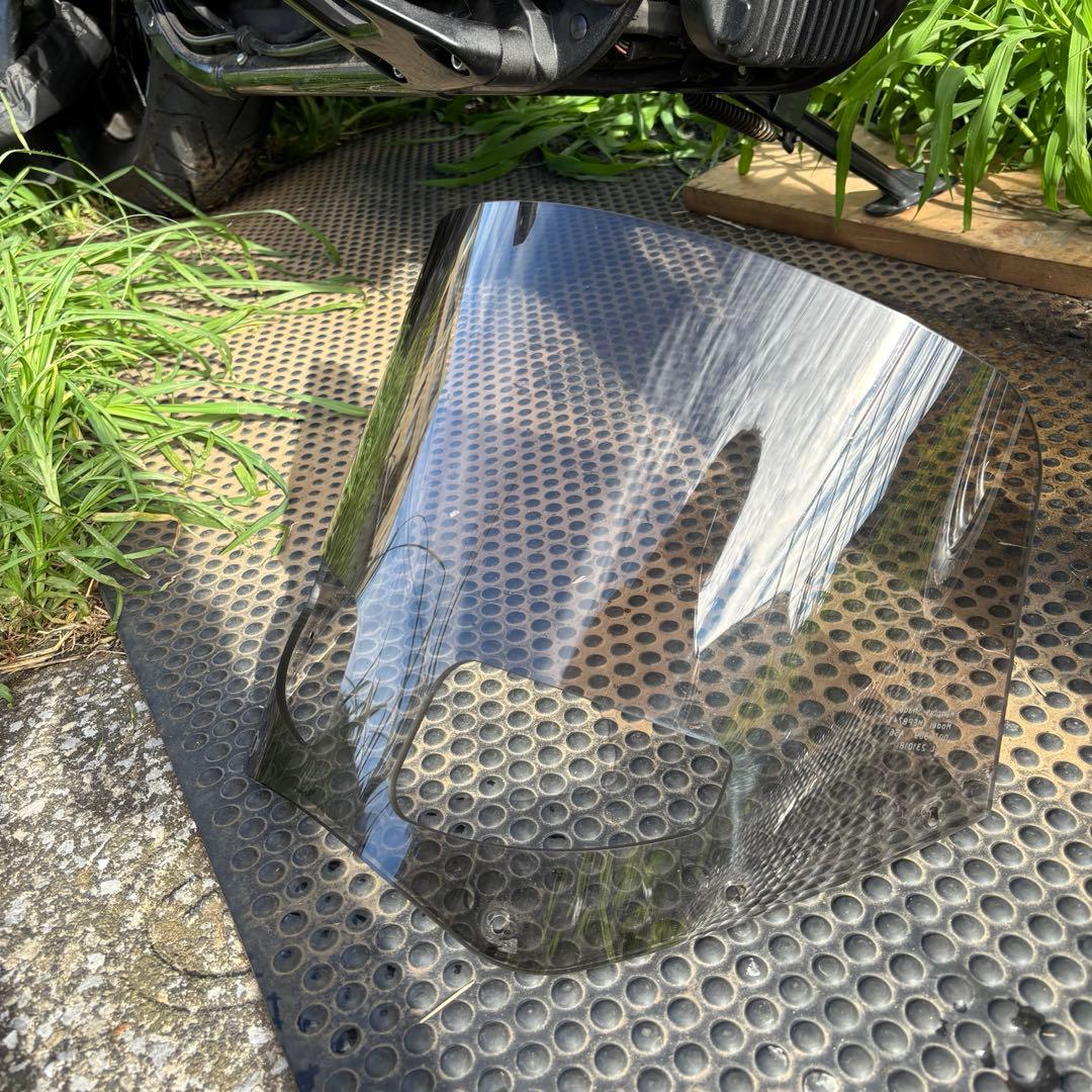 メンフィスシェード ウインドシールド 11インチ ブラックスモーク