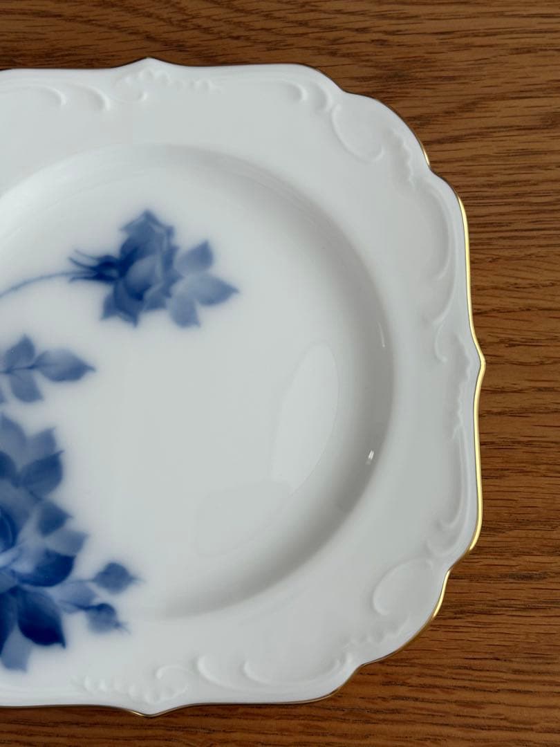 大倉陶園 【手描き】 ブルーローズ 17cmケーキ皿