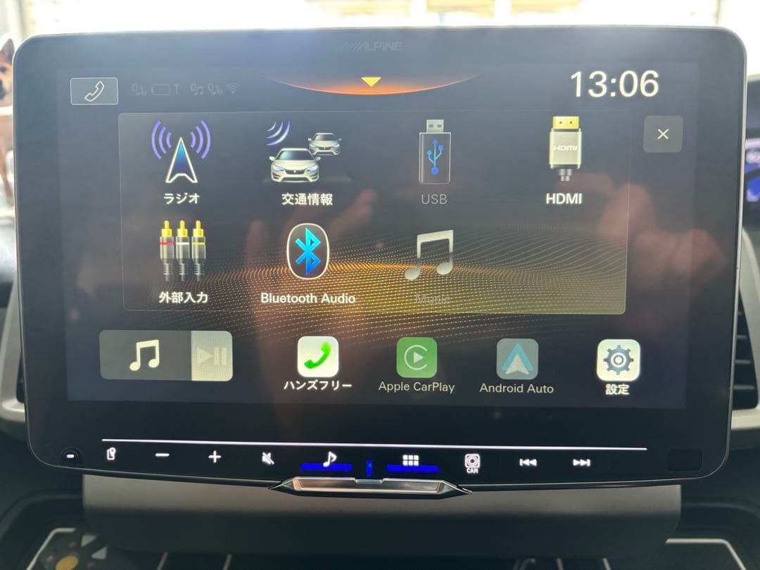 アルパインDAF9Z ディスプレイオーディオ　9インチ　中古