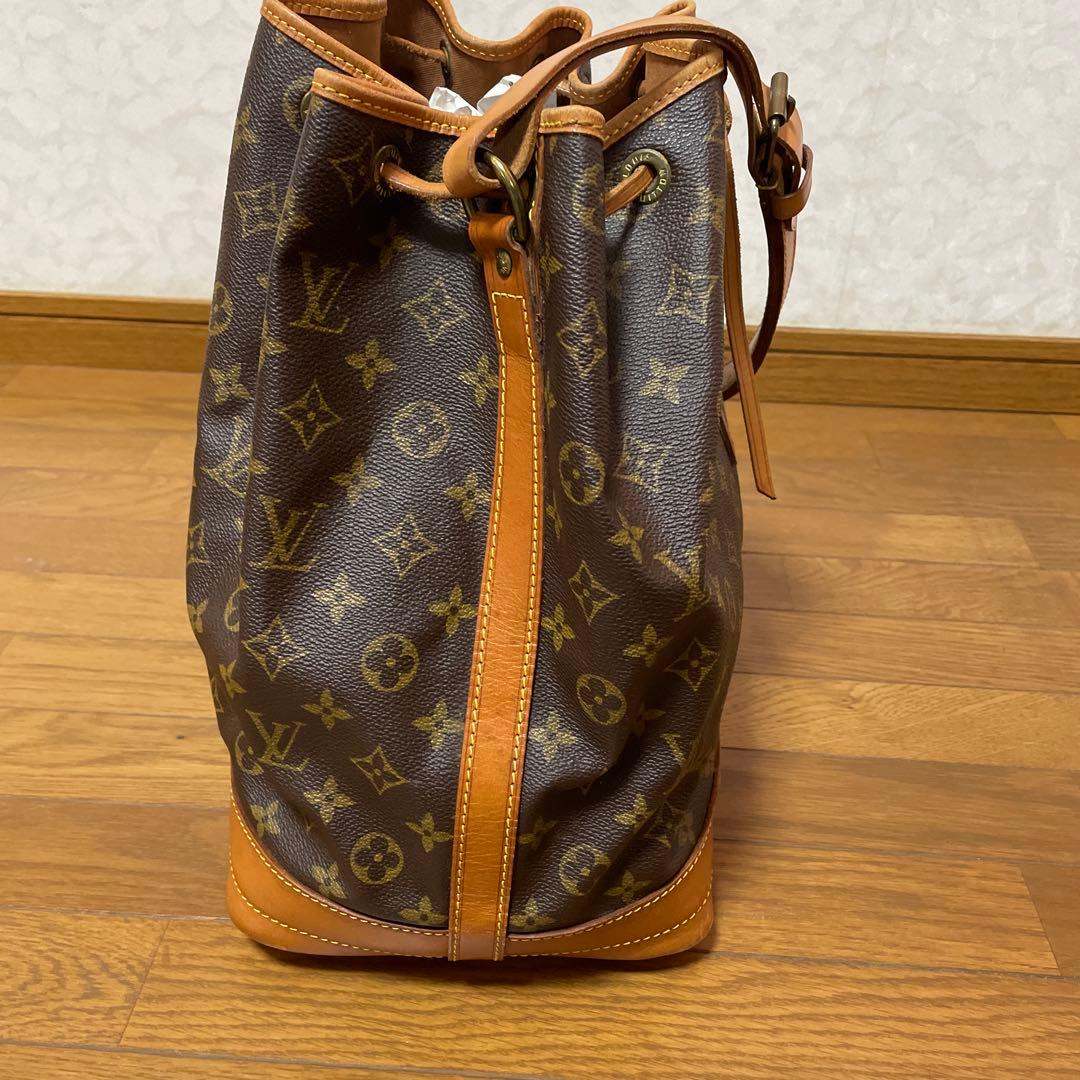 Louis Vuitton モノグラム 巾着型ショルダーバッグ ノエ