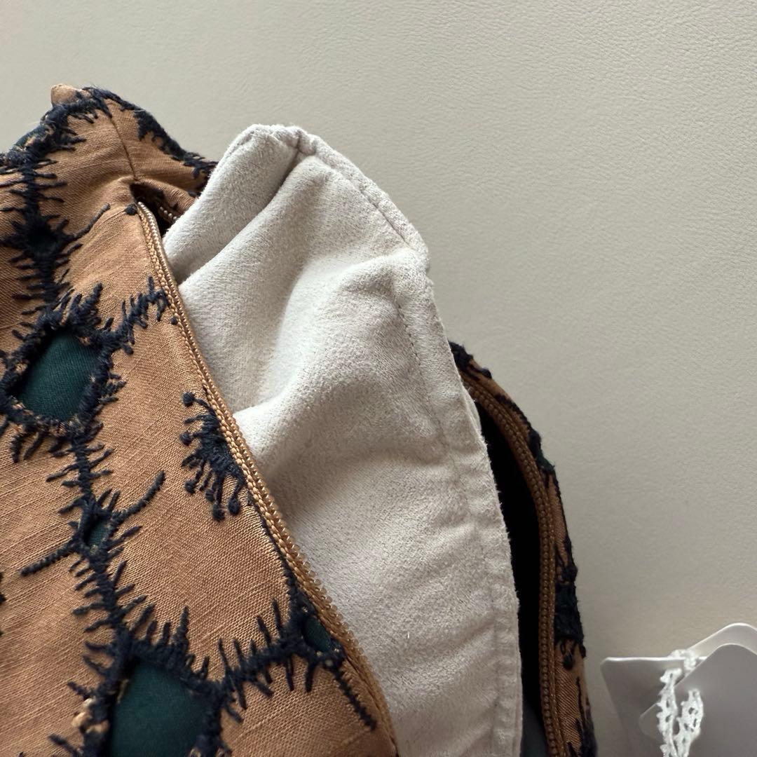 正規品 minä perhonen ミナペルホネン クッション anemone