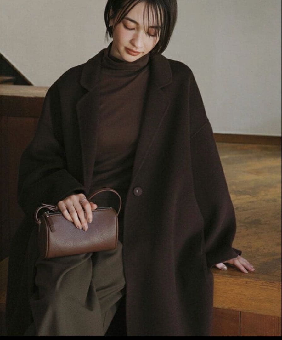 値下げ中！新品evernavyノーカラーリバーコクーンコートブラウンMTサイズ