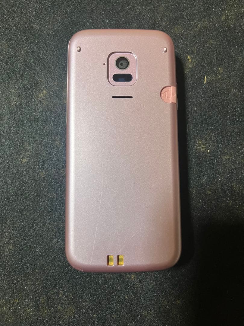 docomo F-01M ピンク 折りたたみ式 らくらくホン