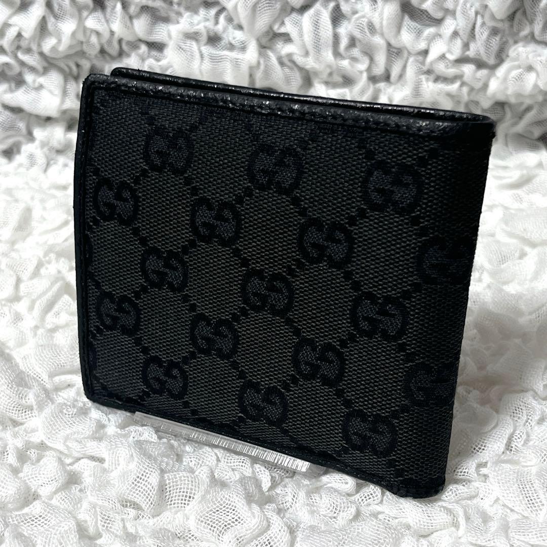 美品✨GUCCI ブラック 二つ折り財布　キャンバス　GG 小銭入れ付　レザー