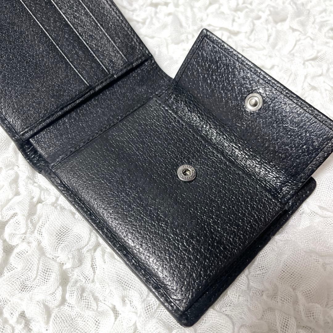 美品✨GUCCI ブラック 二つ折り財布　キャンバス　GG 小銭入れ付　レザー