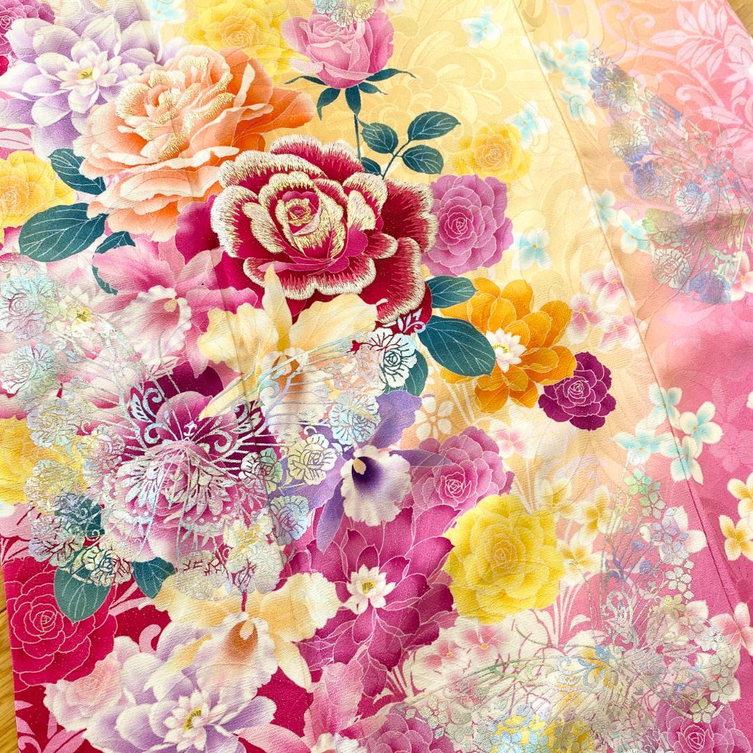 akmx187 正絹 振袖 銀通し イエロー パールトーン加工 ９号 花柄