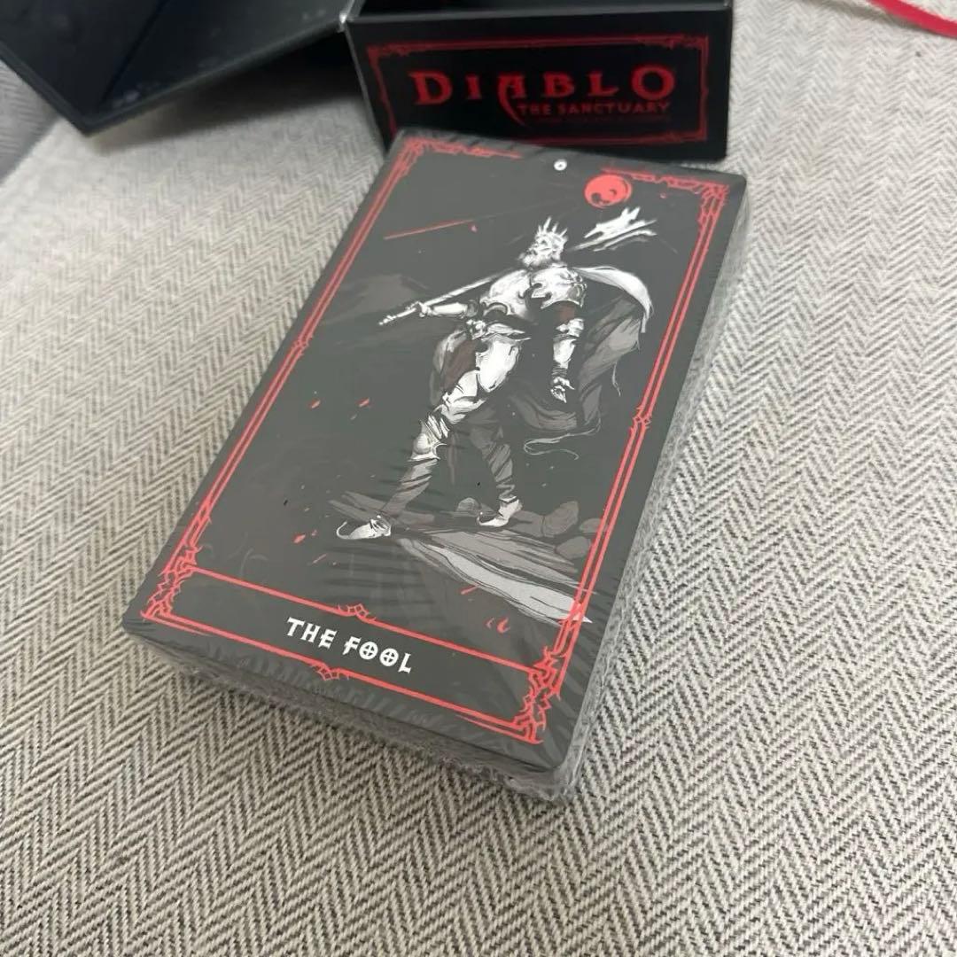 洋書 Diablo: The Sanctuary Tarot Deck