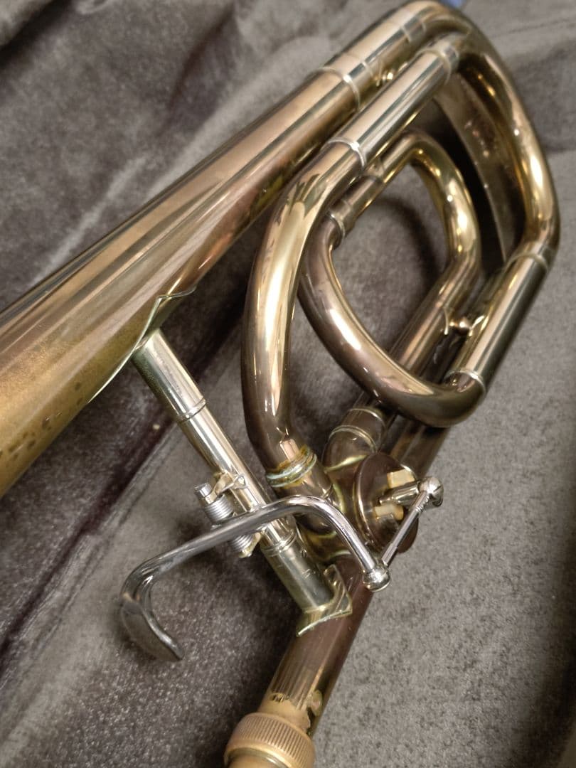 クルトワ ミリエールモデルテナーバストロンボーン