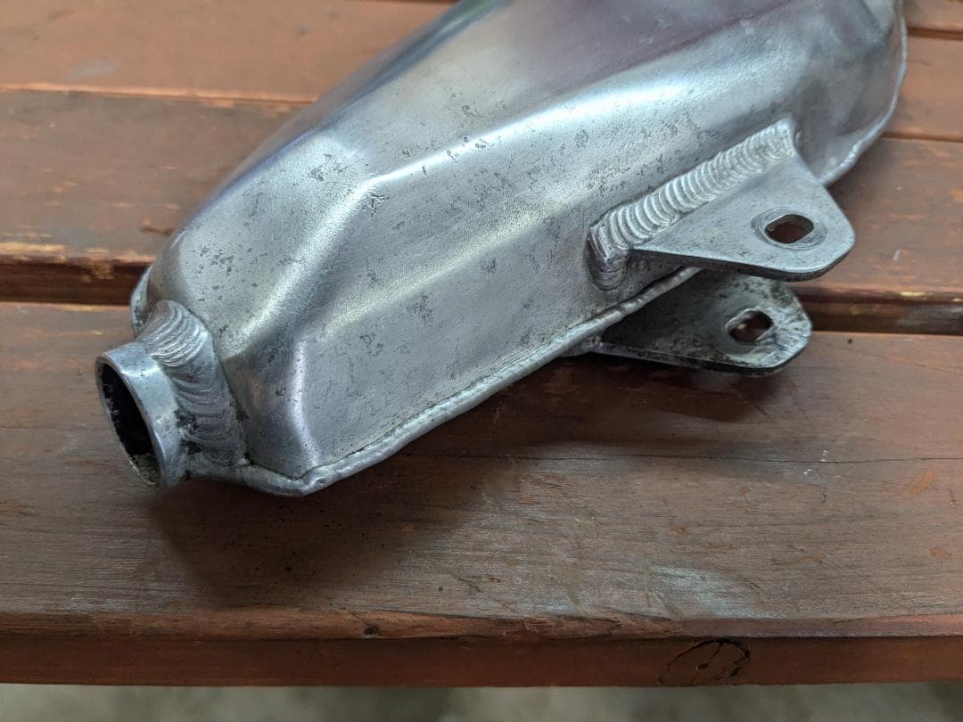 TLM220R マフラー アルミサイレンサー