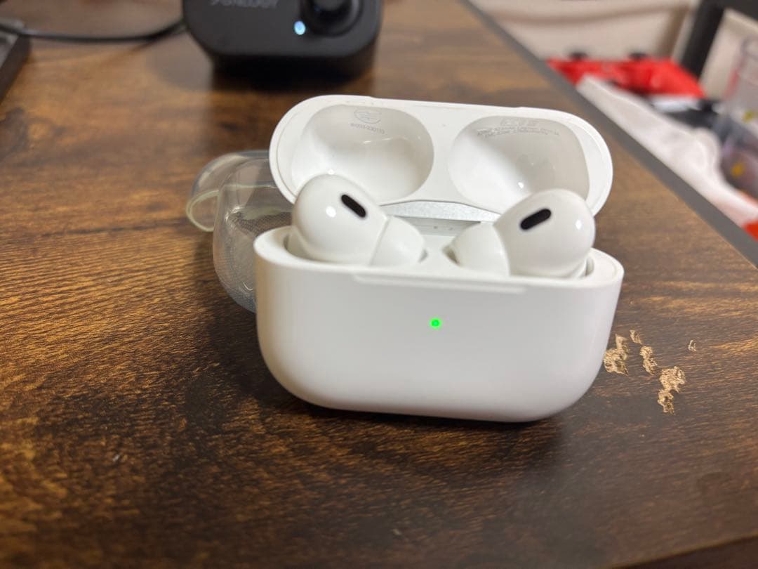 AirPods Pro 第二世代 美品 ケースおまけです