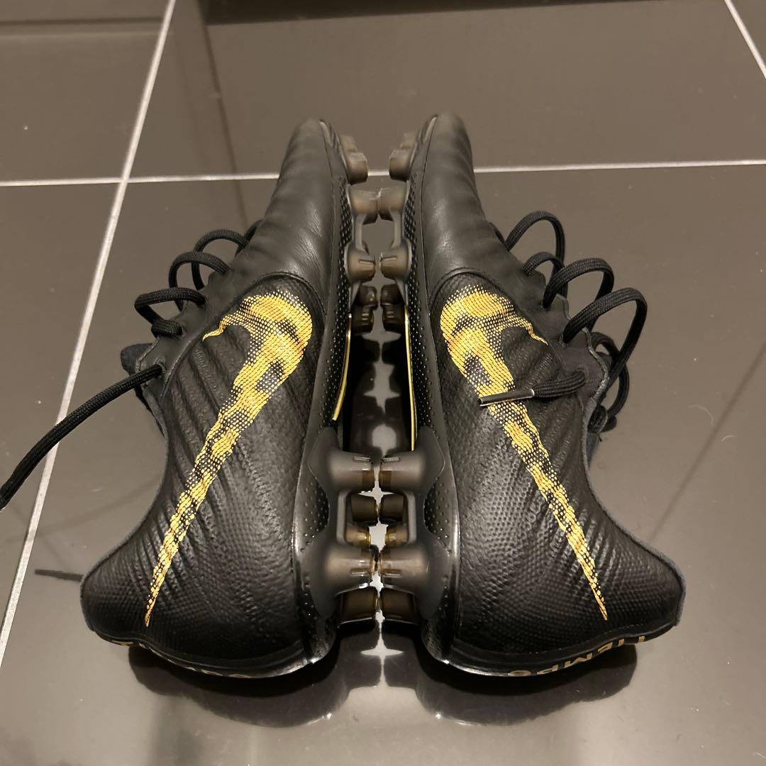 【にく】NIKE（ナイキ）ティエンポ レジェンド 7 エリート