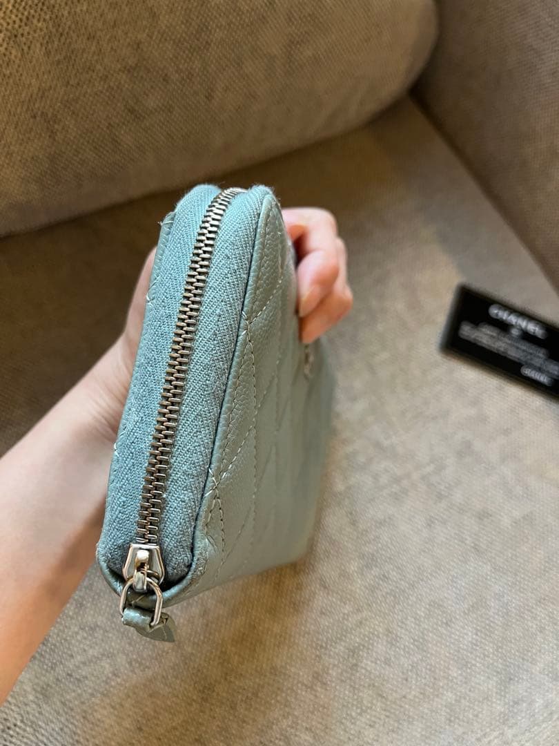 CHANEL キャビアスキン　キルティングレザー　長財布 ミントグリーン　30番