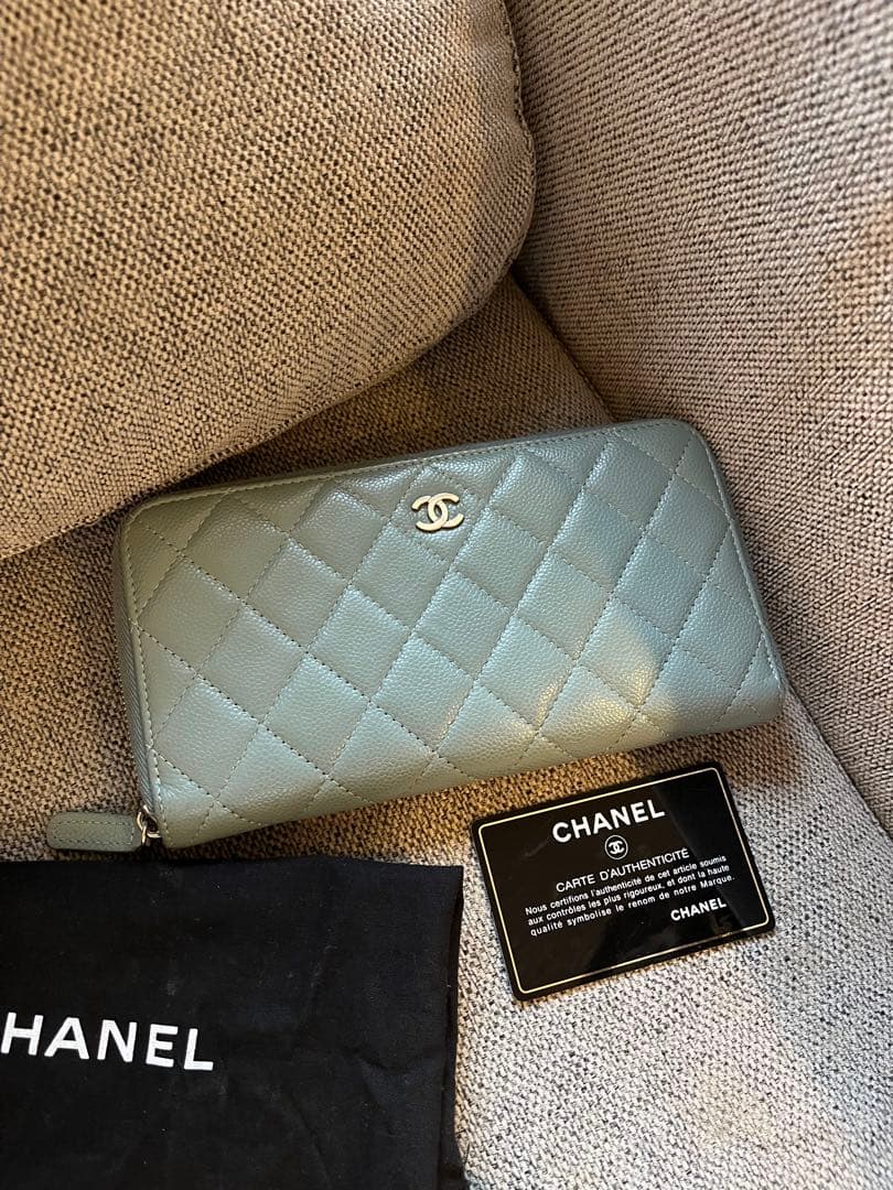 CHANEL キャビアスキン　キルティングレザー　長財布 ミントグリーン　30番