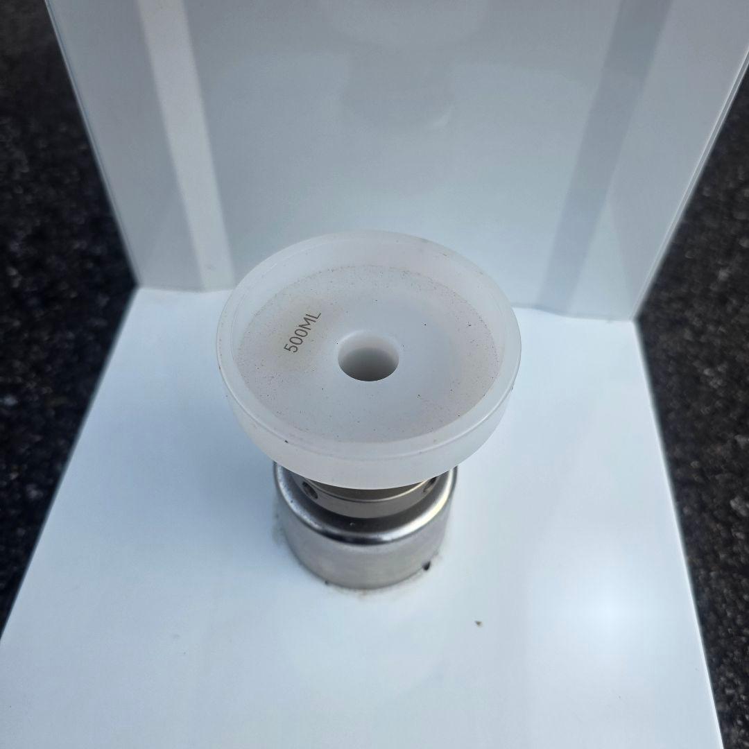 自動型缶シーリングマシン　RY-FGJ-100D　2022年製