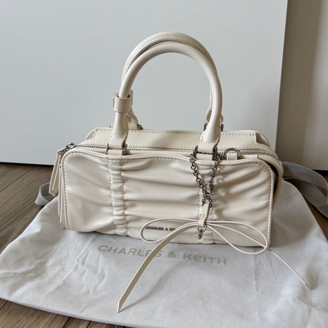CHARLES & KEITH Kadee ケーディー バッグ クリーム