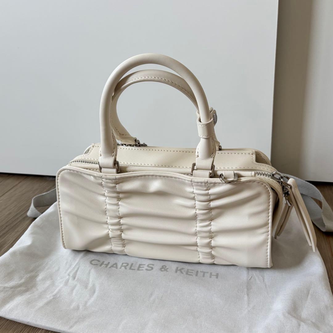 CHARLES & KEITH Kadee ケーディー バッグ クリーム