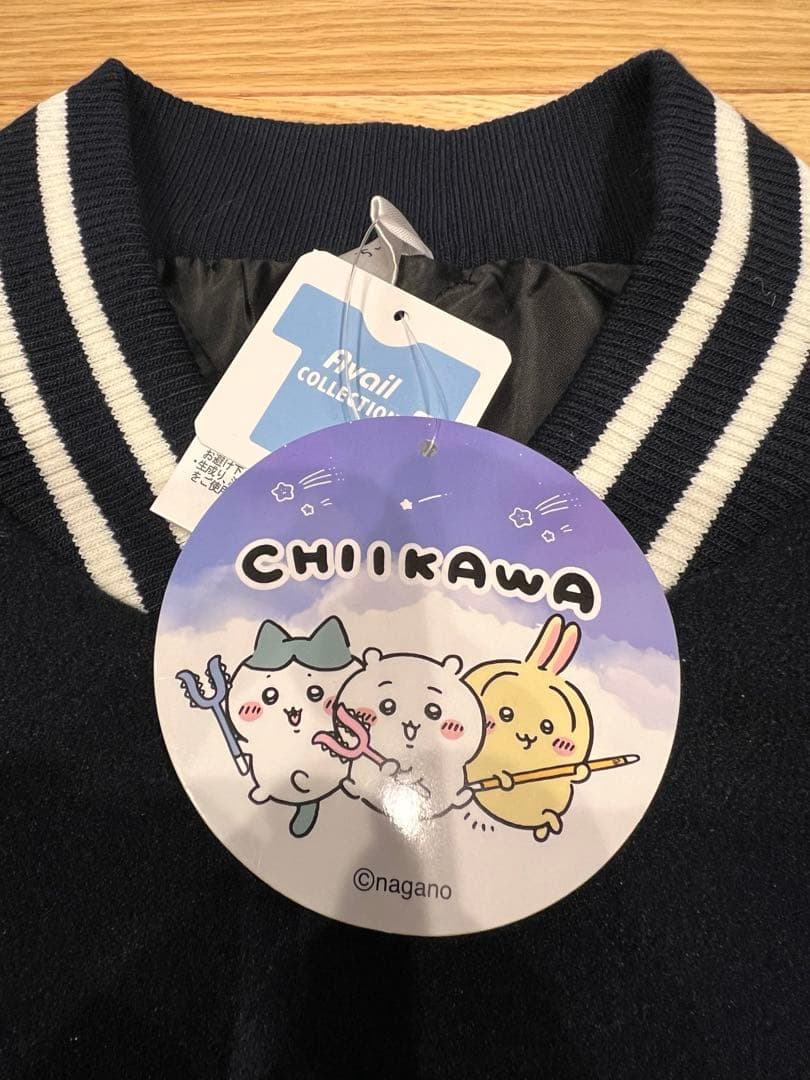 アベイル　ちいかわ　ハチワレ　刺繍　さがらスタジャン ネイビー　紺　アベイル L