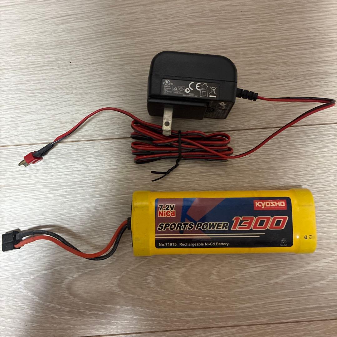 Kyosho 京商Monster Tracker RCカー