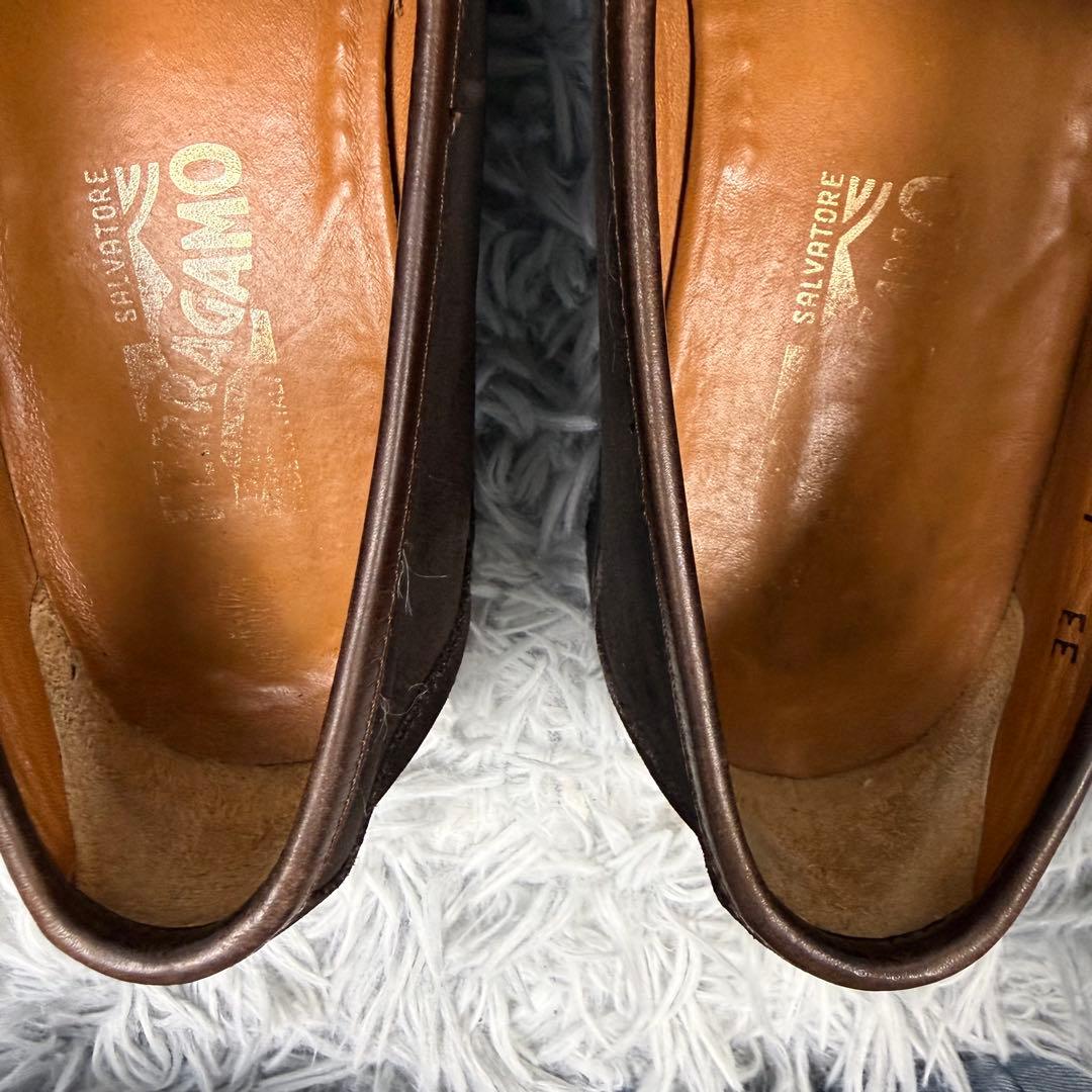 サルヴァトーレフェラガモ ガンチーニ ローファー 7EE ブラウン スエード