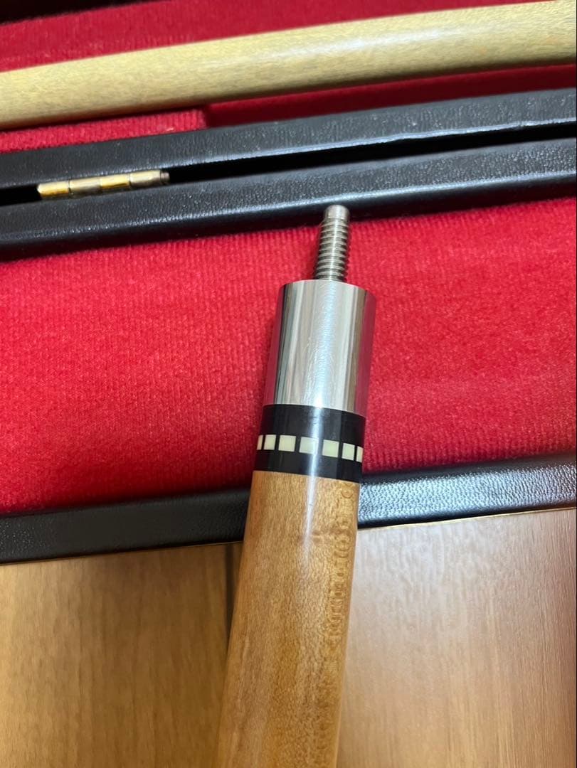 ビリヤードキュー アダム　Adam