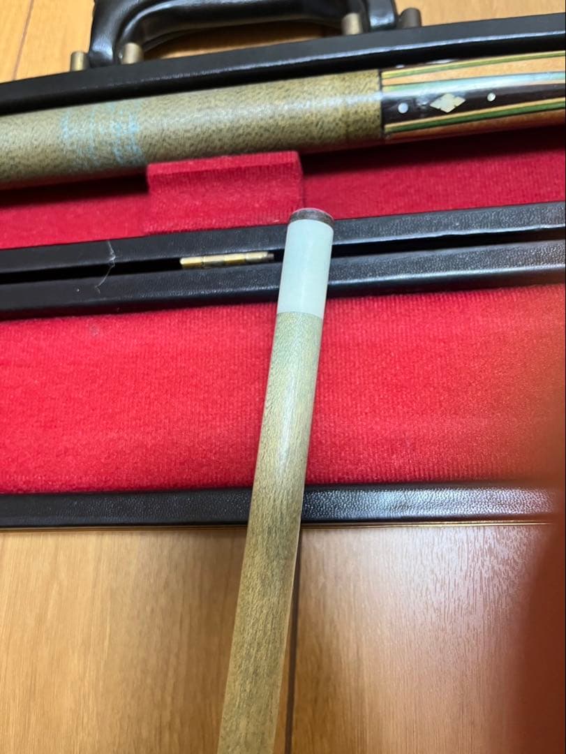 ビリヤードキュー アダム　Adam