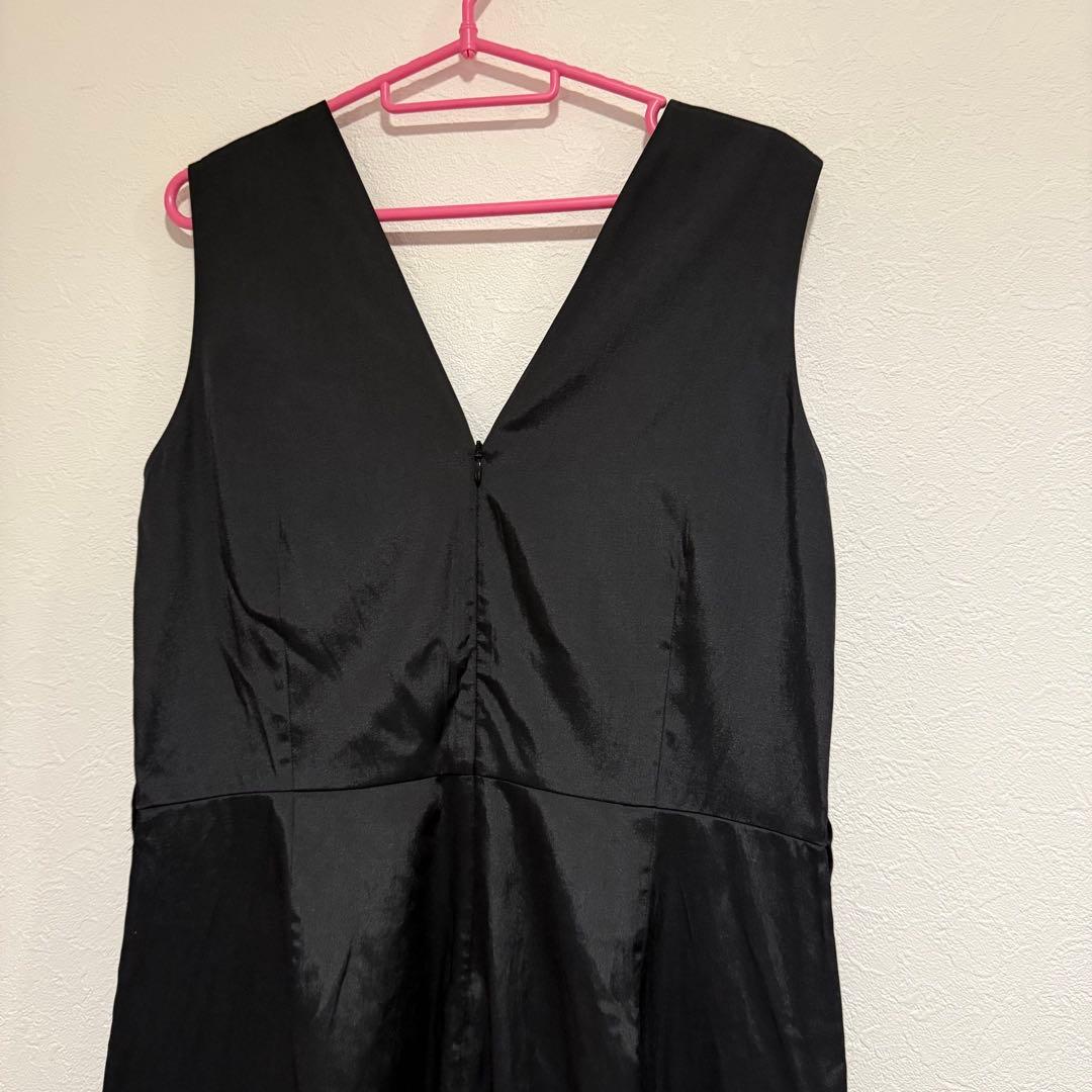 CONTE サテン　ノースリーブオールインワン