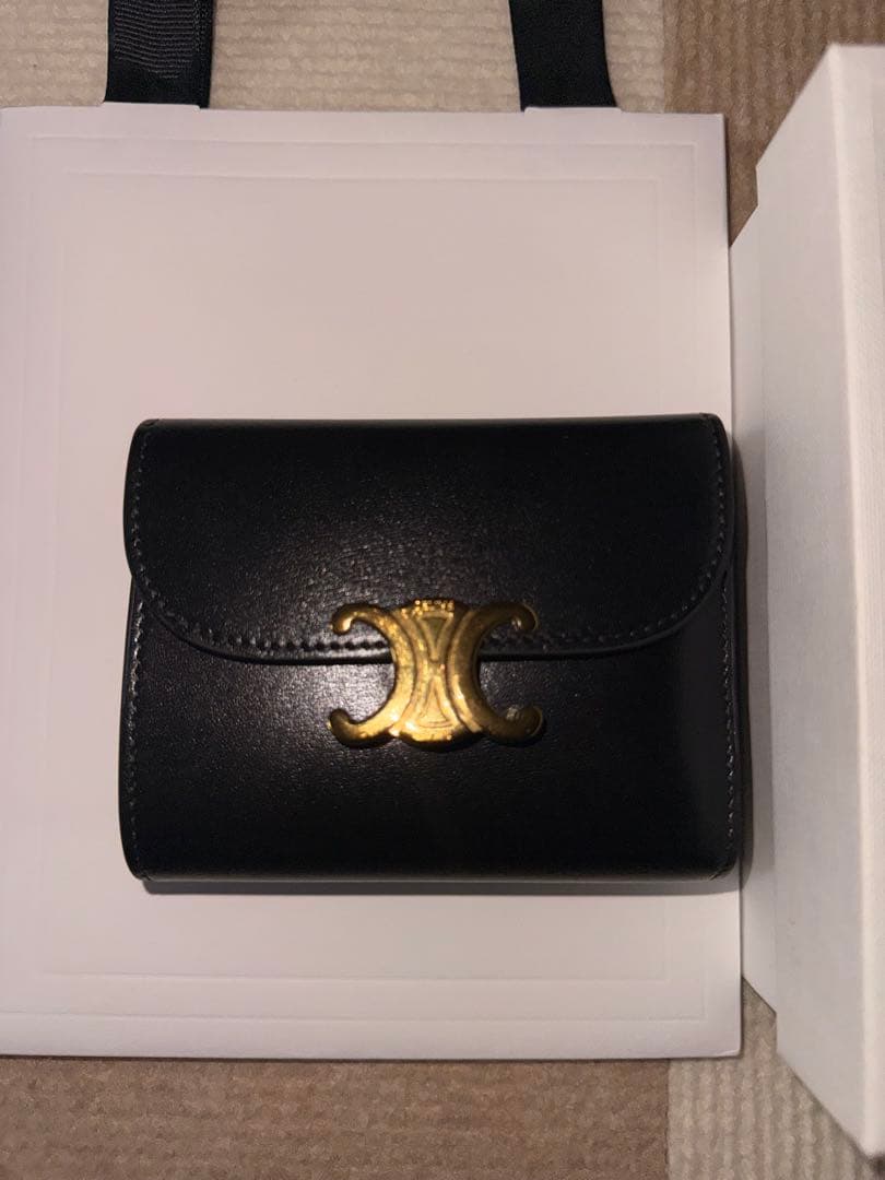 セリーヌ　財布