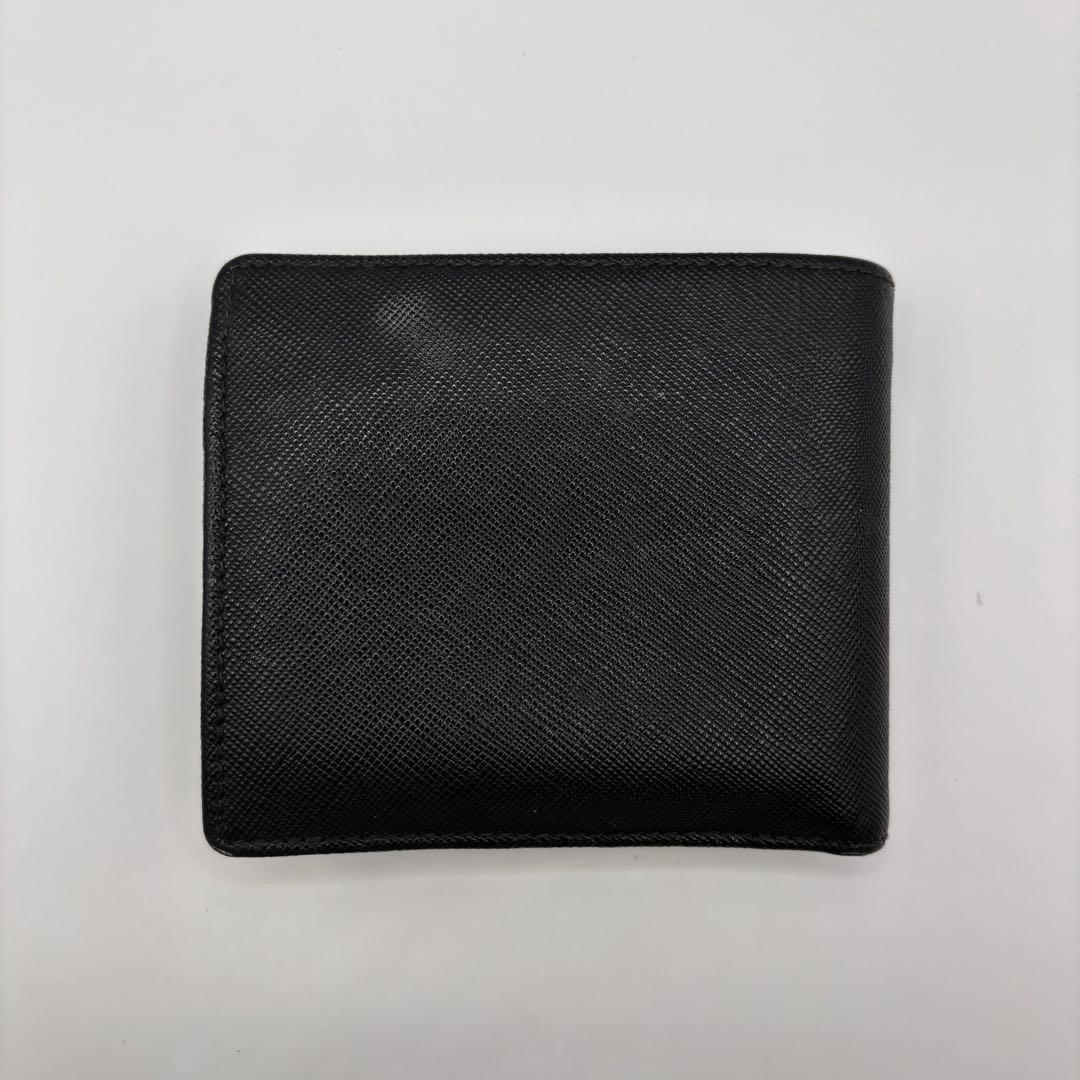vivienne westwood 二つ折り財布　ブラック　シルバー　財布　黒