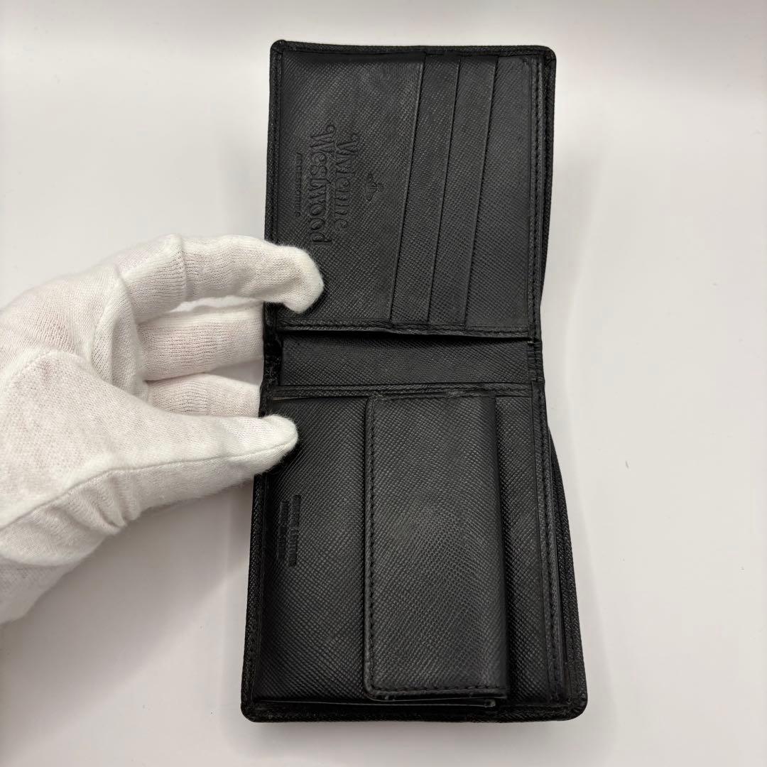 vivienne westwood 二つ折り財布　ブラック　シルバー　財布　黒
