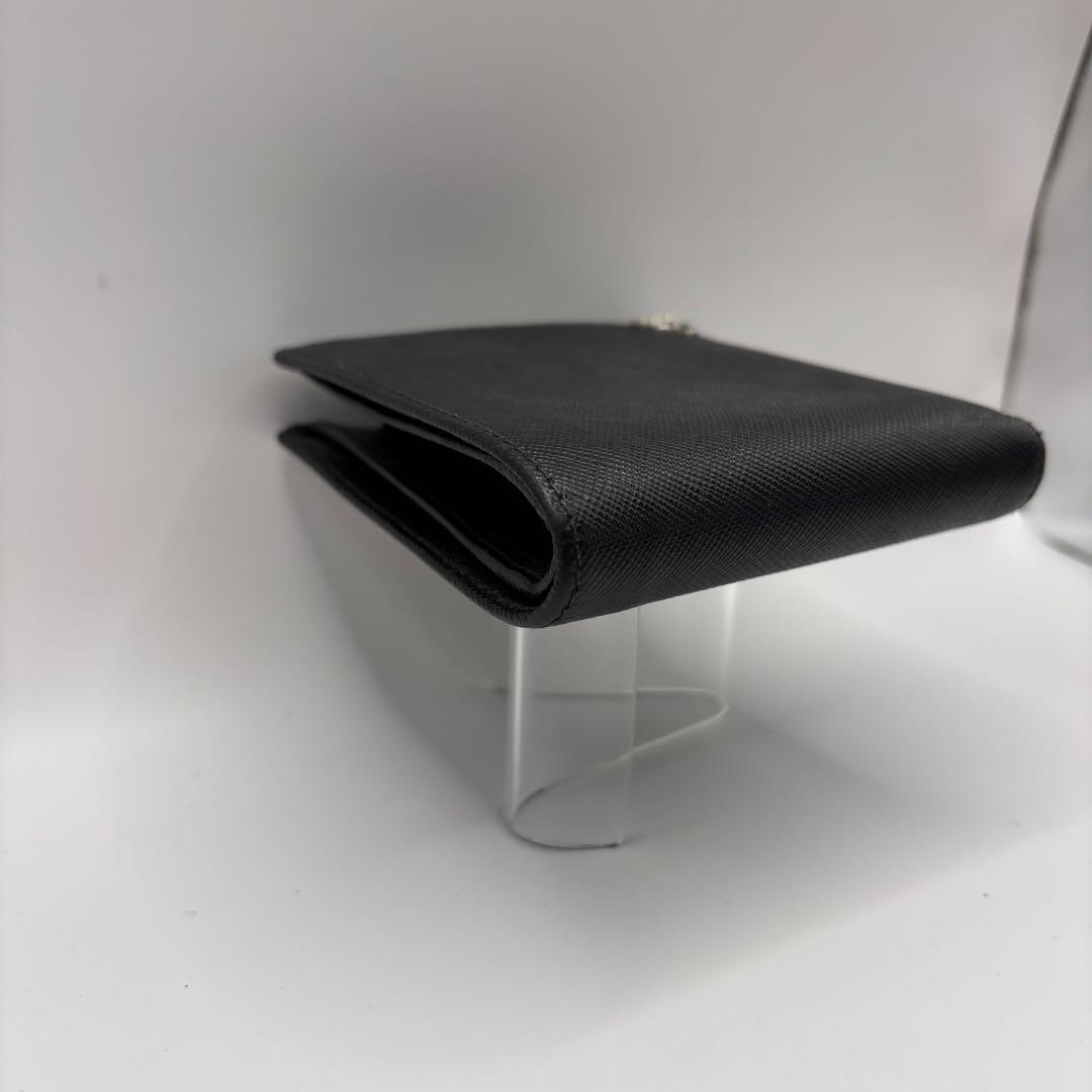 vivienne westwood 二つ折り財布　ブラック　シルバー　財布　黒