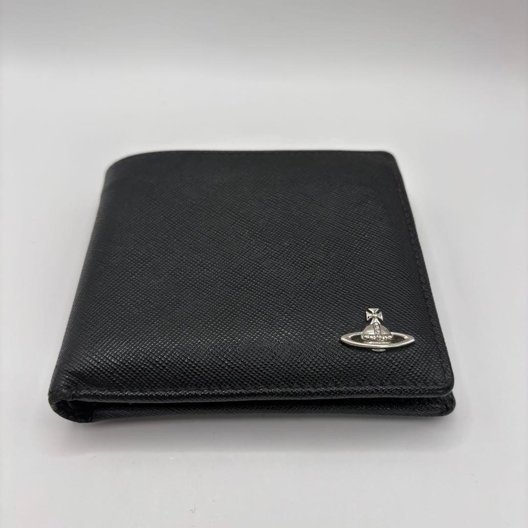 vivienne westwood 二つ折り財布　ブラック　シルバー　財布　黒