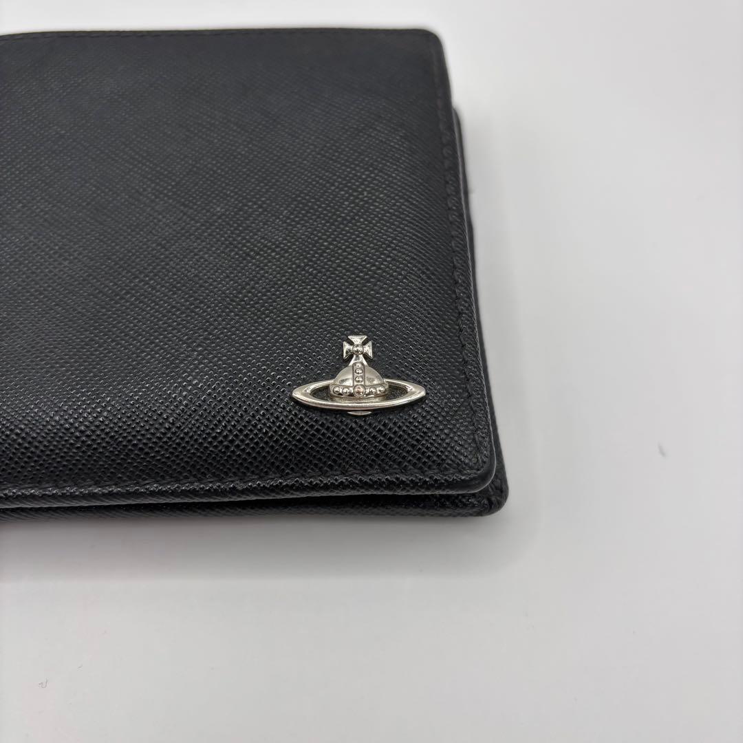 vivienne westwood 二つ折り財布　ブラック　シルバー　財布　黒