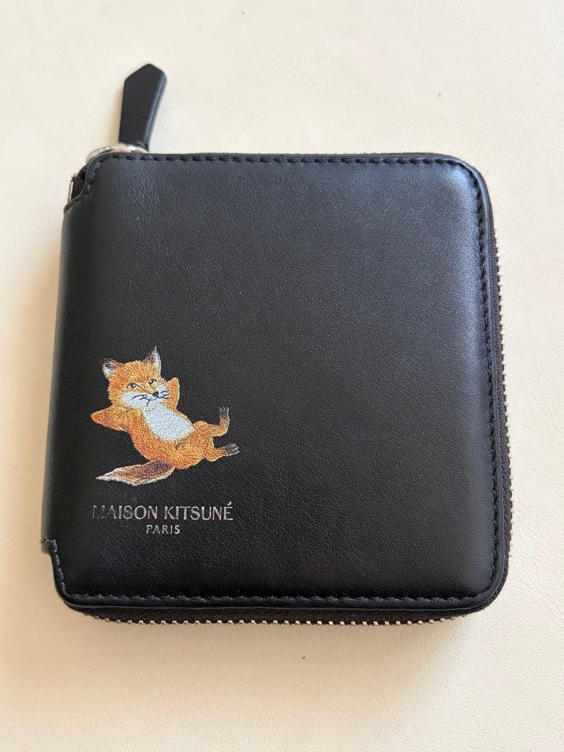 MAISON KITSUNÉ 二つ折り財布