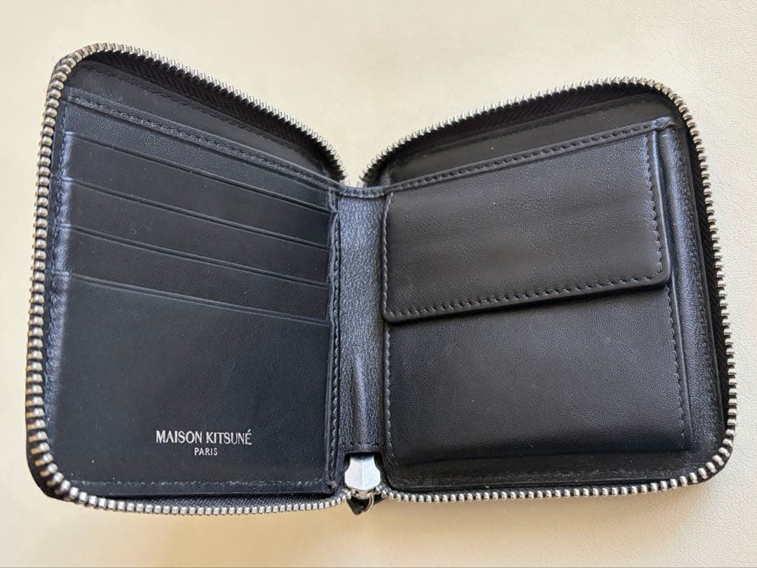 MAISON KITSUNÉ 二つ折り財布