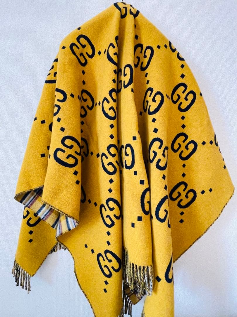 希少カラー GUCCI ポンチョ 男女兼用