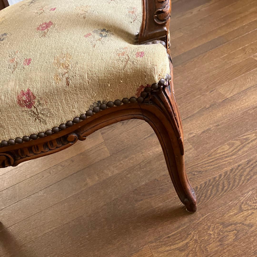 フローラルパターン アンティークチェア