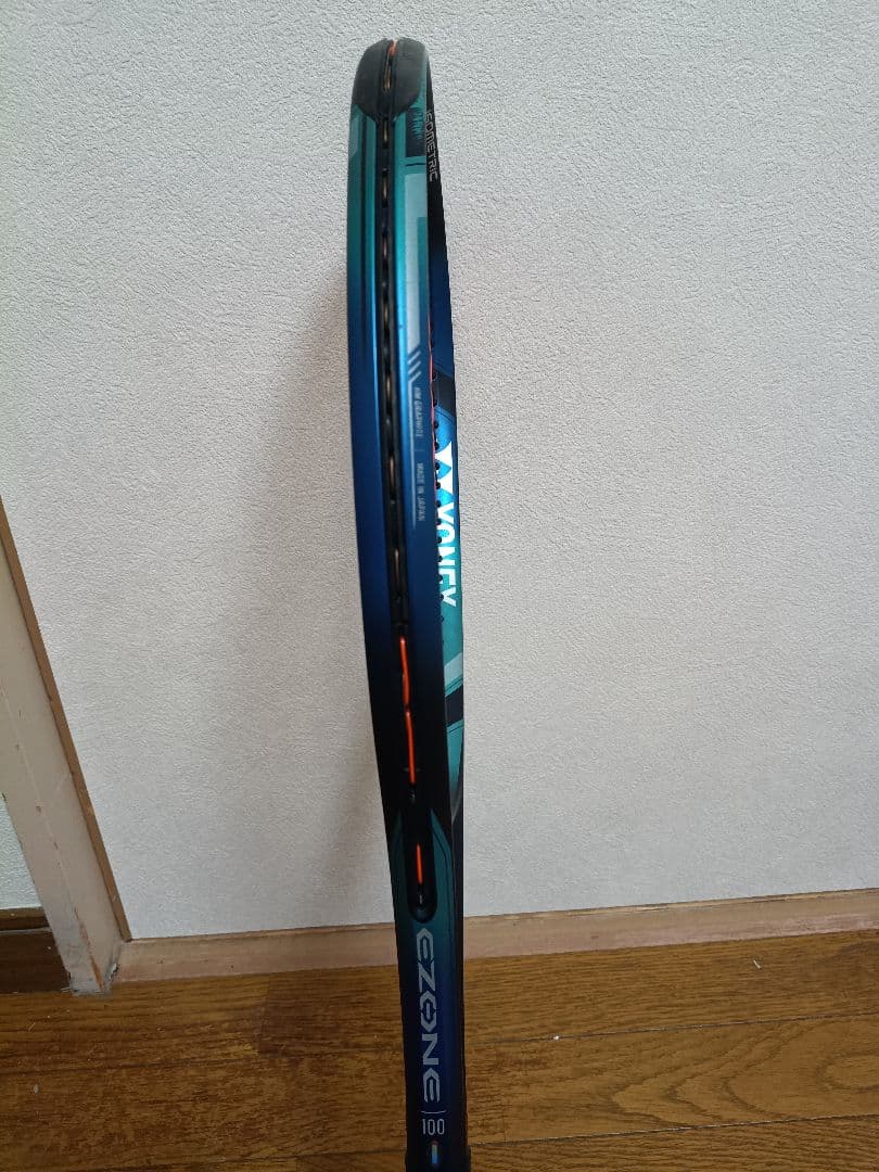 t*a様 YONEX EZONE 100 G2