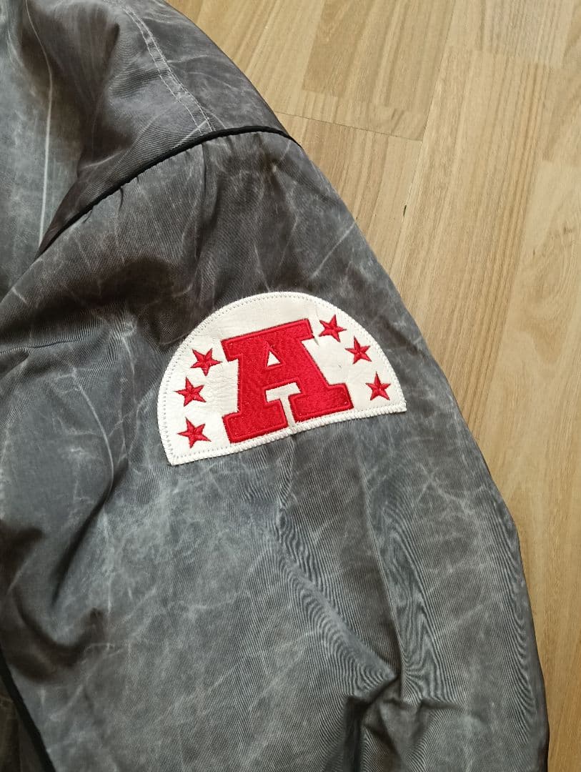 スターター NFL ラスベガス レイダース スタジャン ジャケット 中綿 刺繍