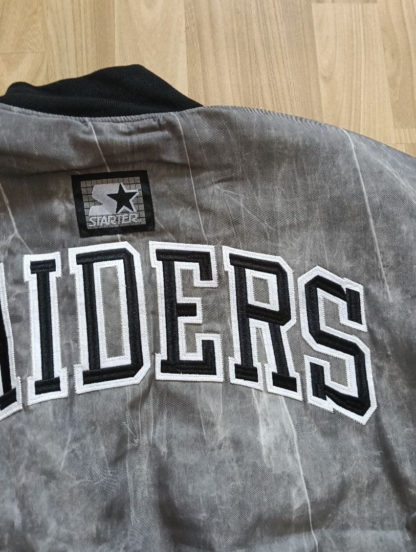 スターター NFL ラスベガス レイダース スタジャン ジャケット 中綿 刺繍