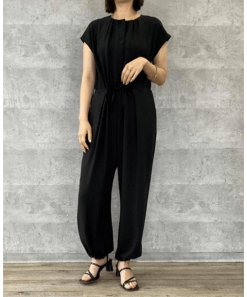 黒　☆今季 新品未使用☆アンナケリー　フレンチスリーブ　オールインワン