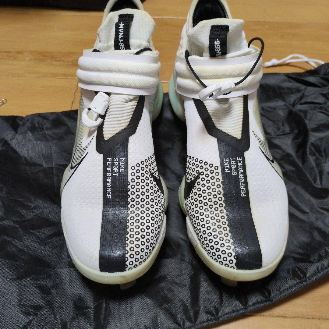 Nike Zoom Trout ホワイト スパイクシューズ