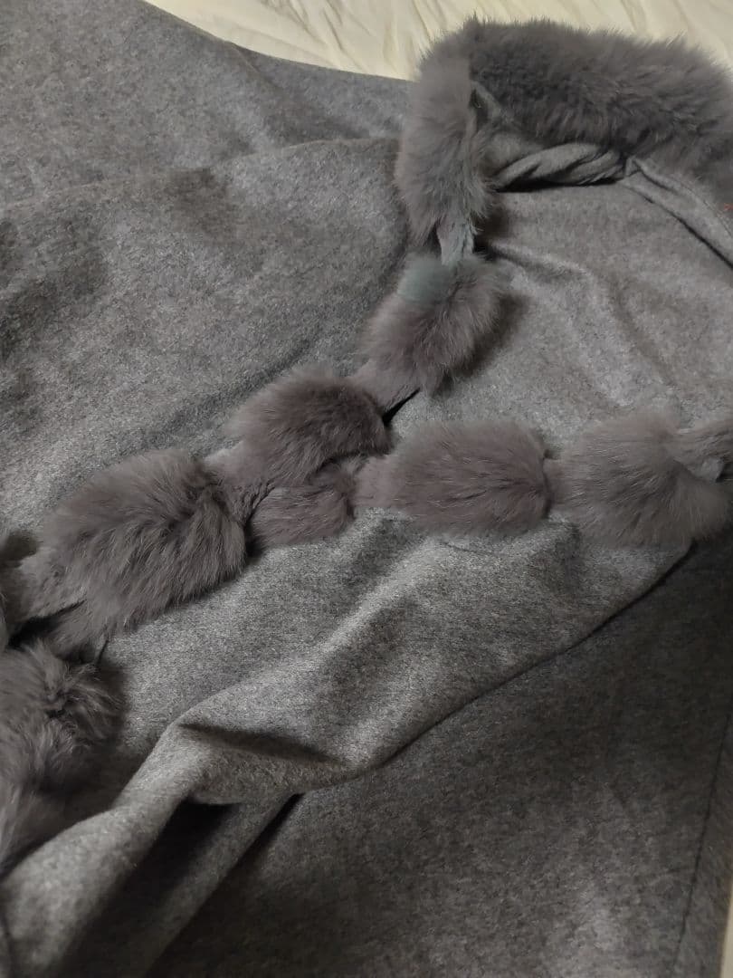 た*あ様 FOURCARD ブルーフォックス グレー ケープ ポンチョ カシミヤ