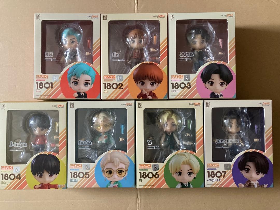 BTS TinyTAN ねんどろいど 7種セット 可動フィギュア