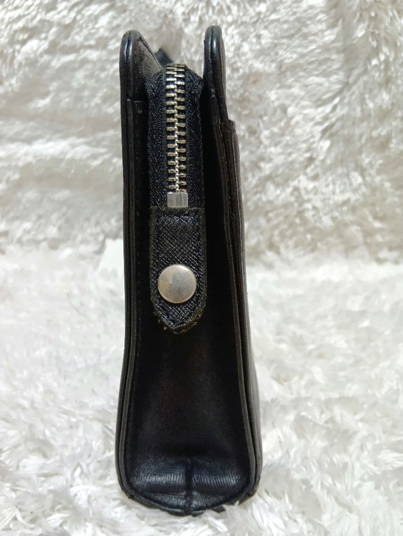 バーバリー　セカンドバッグ　クラッチバッグ　ブラック　レザー　ハンドル付き