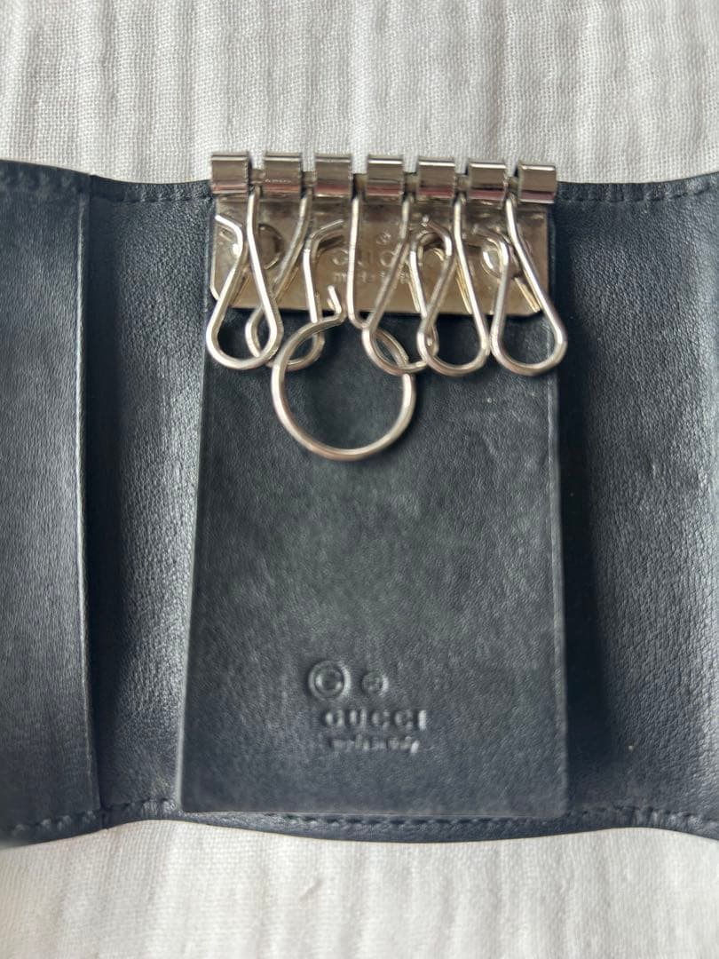 【GUCC】グッチ GG柄　レザー　キーケース