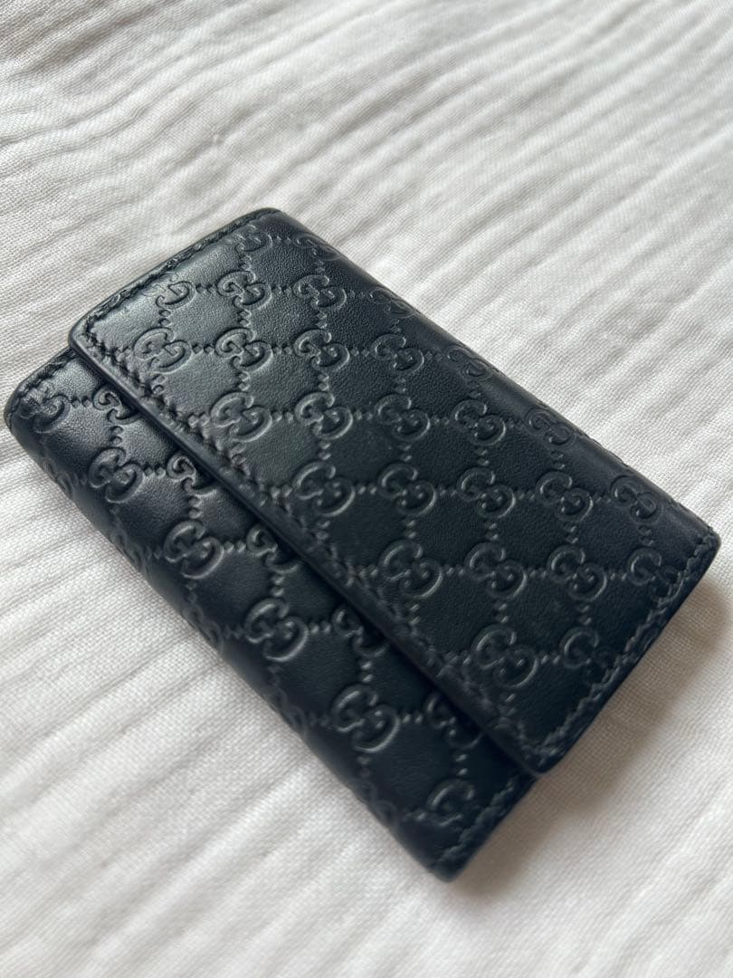 【GUCC】グッチ GG柄　レザー　キーケース
