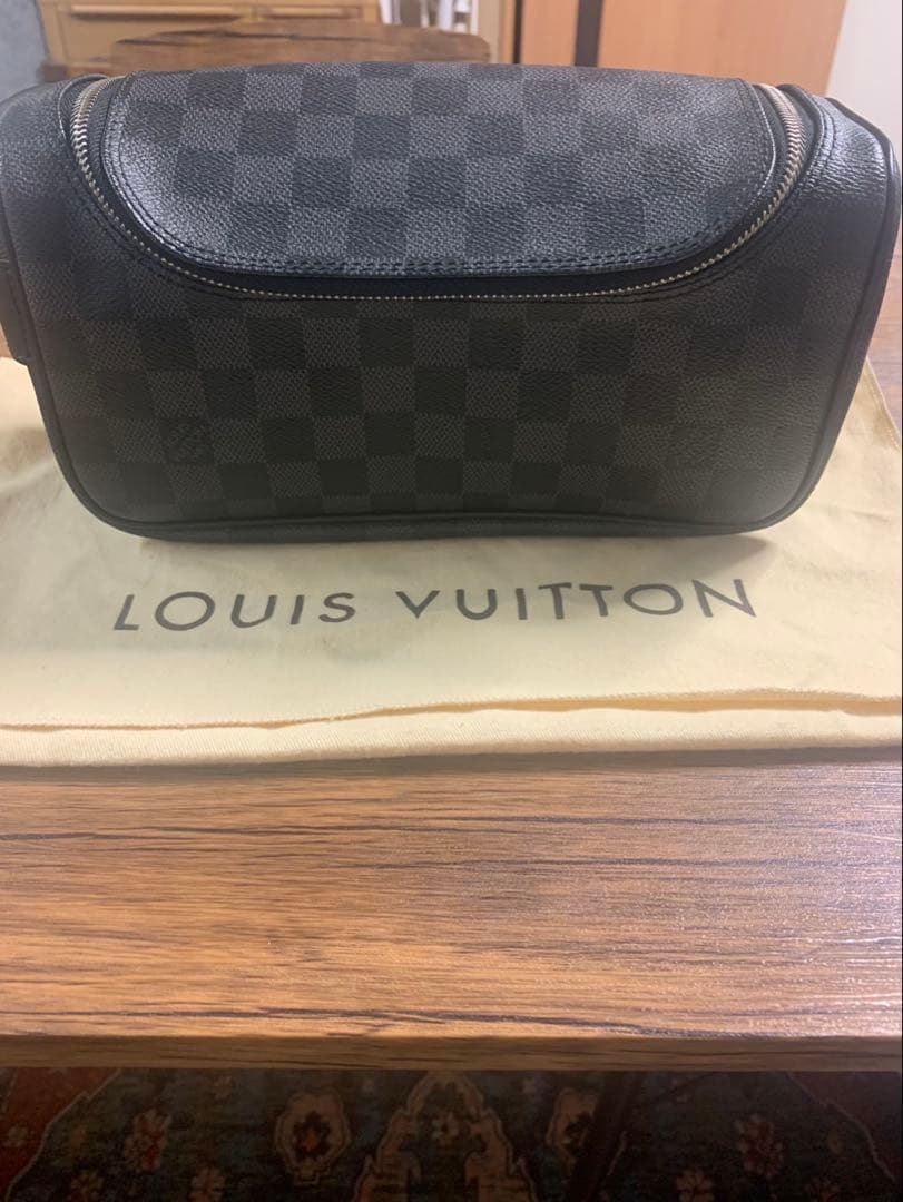 LOUIS VUITTON ダミエ　セカンドバッグ