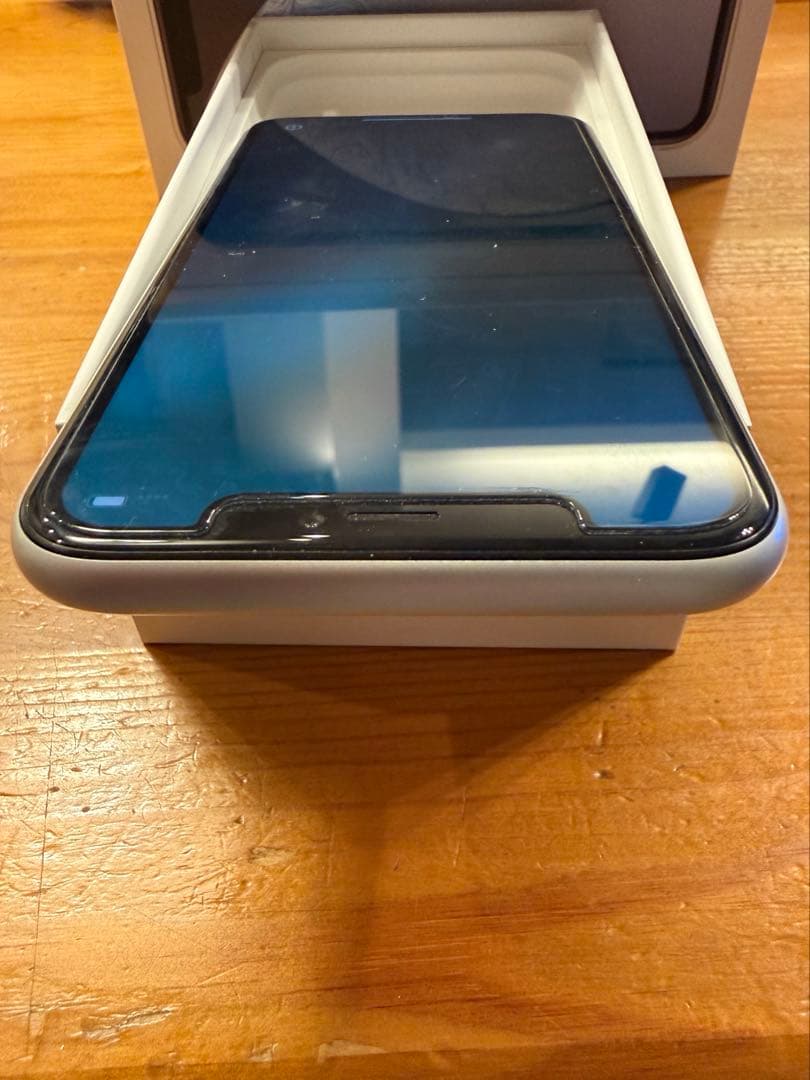 iPhone XR 64GB ホワイト SIMフリー