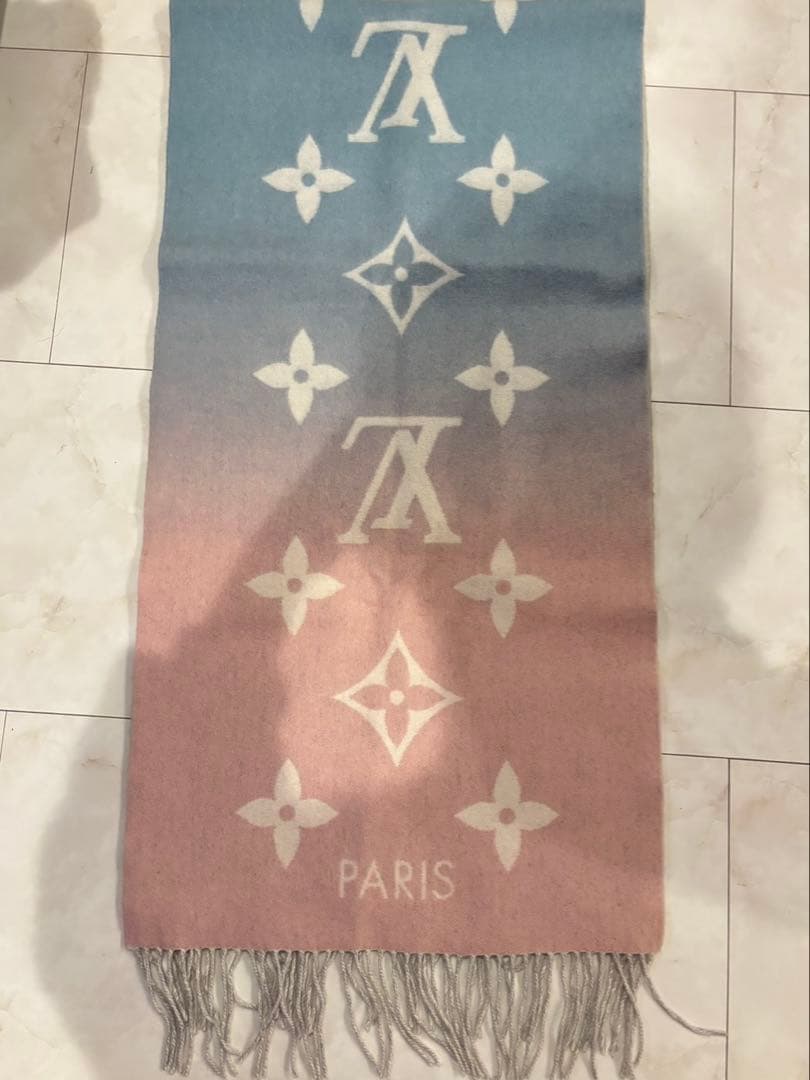 ルイ　ヴィトン　エシャルプ　レイキヤビック　M70868 カシミア　マフラー