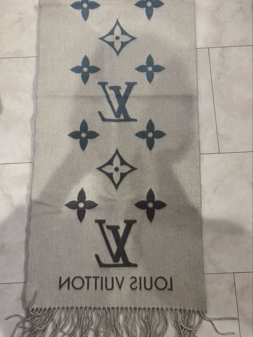 ルイ　ヴィトン　エシャルプ　レイキヤビック　M70868 カシミア　マフラー